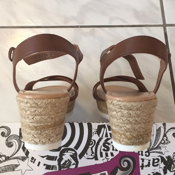 Brash “Sporty” Platform Sandals, Size 11 - EUC - Picture 6 of 8